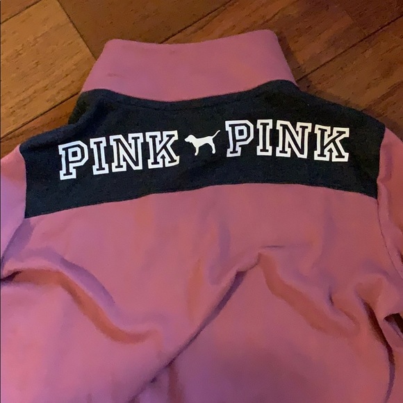 Cute VICTORIA SECRET PINK sweater - Picture 2 of 2